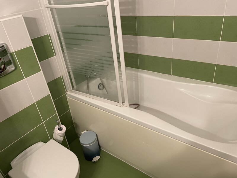 Calea 13 Septembrie, langa Prosper Mall,